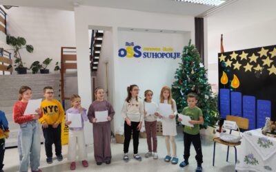 Paljenje druge adventske svijeće